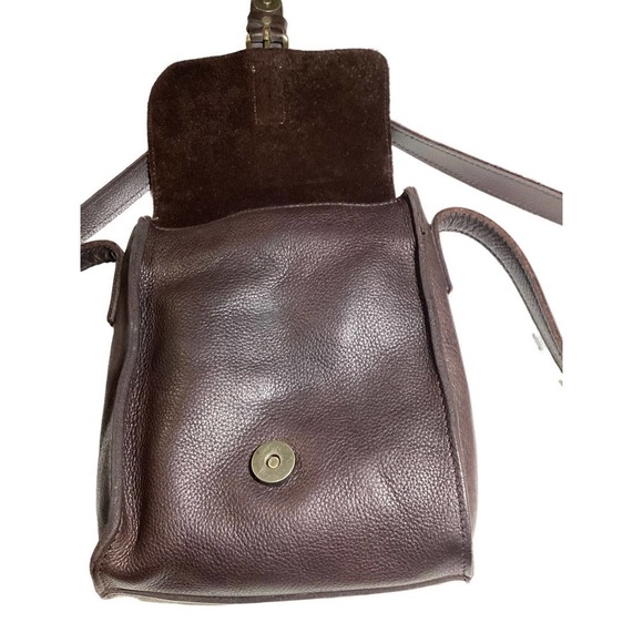 Gap vinatge pebbled crossbody - Picture 5 of 5